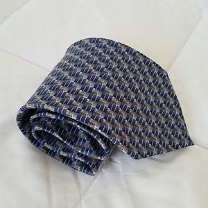 Van Heusen Blue 100% Silk Tie